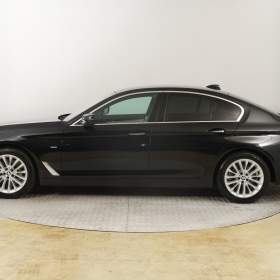 Foto inzerátu BMW 5 530i xDrive