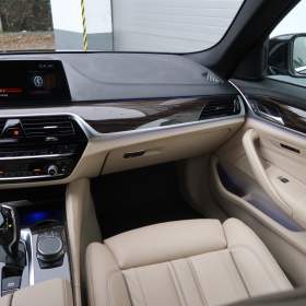 Foto inzerátu BMW 5 530i xDrive