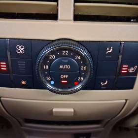 Foto inzerátu Mercedes GL 320 CDI