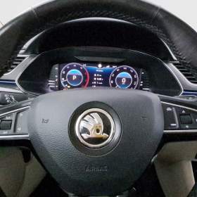 Foto inzerátu Skoda Superb 2.0 TDI