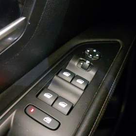 Foto inzerátu Peugeot 5008 1.5 BlueHDi