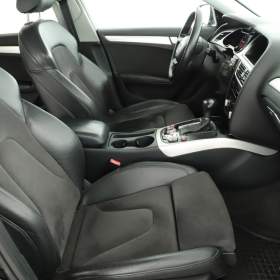 Foto inzerátu Audi A4 2.0 TDI