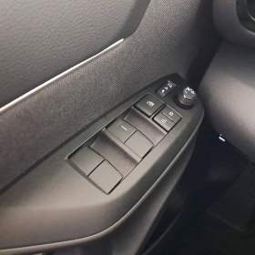 Foto inzerátu Toyota Yaris Cross 1.5 VVT-iE E-Four