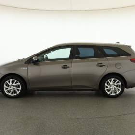 Foto inzerátu Toyota Auris Hybrid