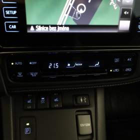 Foto inzerátu Toyota Auris Hybrid