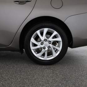 Foto inzerátu Toyota Auris Hybrid