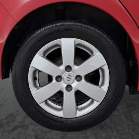 Foto inzerátu Suzuki Swift 1.3