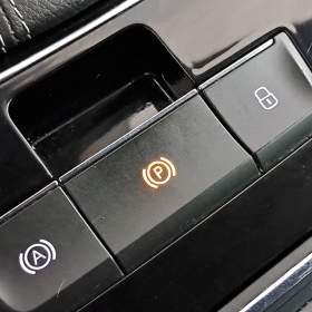 Foto inzerátu Skoda Superb 2.0 TDI