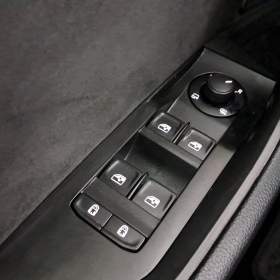 Foto inzerátu Skoda Superb 2.0 TDI