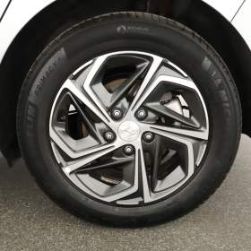 Foto inzerátu Hyundai i30 Fastback 1.5 T-GDI MHEV