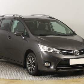 Foto inzerátu Toyota Verso 2.0 D-4D