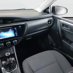 Foto inzerátu Toyota Corolla 1.6 Valvematic
