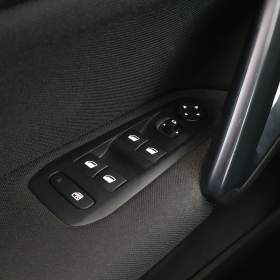 Foto inzerátu Peugeot 308 1.2 e-THP