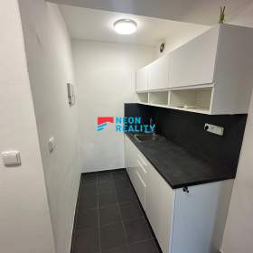Foto inzerátu Pronájem klimatizovaných podkrovních kanceláří (47m2) Ostrava Centrum, ul. Pivovarská