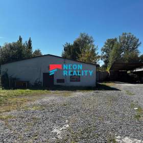 Foto inzerátu Pronájem skladu 500m2  v Karviné s rampou