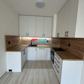 Pronájem moderního 2KK s balkonem -  Rezidence Bílá Perla, Opava / 19575197