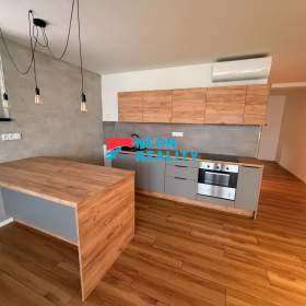 Luxusní pronájem bytu 2+KK na ul. Petra Křičky, Ostrava / 19600788