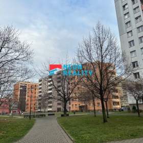 Foto inzerátu Světlý byt 1+kk s výhledem, kde má Ostrava to nejlepší nadosah.