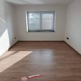 Foto inzerátu Pronájem, Rodinný dům, 190 m2