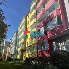 Světlý byt k pronájmu 2+1 s lodžií Ostrava Poruba ul. Sokolovská / 19937333
