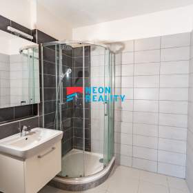 Foto inzerátu Pronájem prostorného bytu 2+kk se dvěma balkony, šatnou, sklepem a garážovým stáním | Čeladná