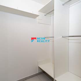 Foto inzerátu Pronájem prostorného bytu 2+kk se dvěma balkony, šatnou, sklepem a garážovým stáním | Čeladná