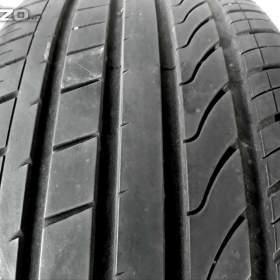 Po 1ks letních pneu R17 / 9880455