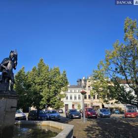 Pronájem kancelářského prostoru 84 m2, Frýdek -  Místek, Zámecké náměstí / 19388002