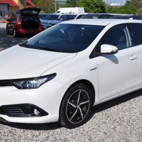 Toyota Auris 1.8 Hybrid / 19453178