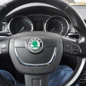 Foto inzerátu Škoda Superb II 2.0TDi 125kW KOMBI Elegance