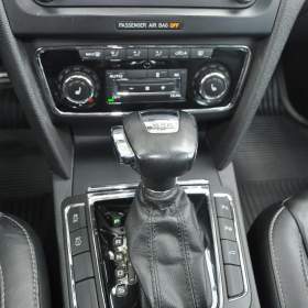 Foto inzerátu Škoda Superb II 2.0TDi 125kW KOMBI Elegance