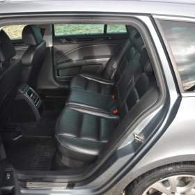 Foto inzerátu Škoda Superb II 2.0TDi 125kW KOMBI Elegance