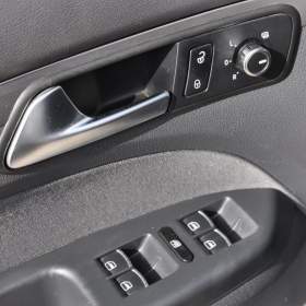 Foto inzerátu Volkswagen Touran CROSS 2.0TDi 103kW