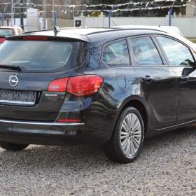 Foto inzerátu Opel Astra 1.7CDTi 81kW KOMBI Active