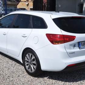 Foto inzerátu Kia Ceed 1.6CRDi 81kW KOMBI