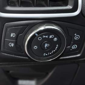 Foto inzerátu Ford Focus 1.6i 110kW Titanium