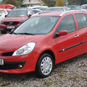 Fotka k inzerátu Renault Clio 1.2i 16V 55kW KOMBI / 19627909