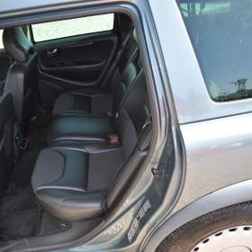 Foto inzerátu Volvo XC70 D5 120kW AWD A/T