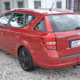 Foto inzerátu Kia Ceed 1.4i 80kW KOMBI