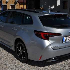 Foto inzerátu Toyota Corolla 1.8HSD 72kW KOMBI