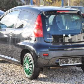 Foto inzerátu Peugeot 107 1.0i 50kW