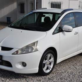 Foto inzerátu Mitsubishi Grandis 2.0Di-D 103kW 7.míst
