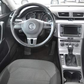 Foto inzerátu Volkswagen Passat 2.0TDi 103kW KOMBI