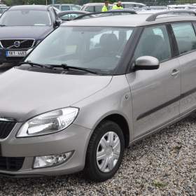 Fotka k inzerátu Škoda Fabia II 1.2TSi 63kW KOMBI / 19628968