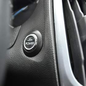 Foto inzerátu Ford Focus 1.6i 110kW Titanium