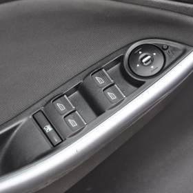 Foto inzerátu Ford Focus 1.6i 110kW Titanium