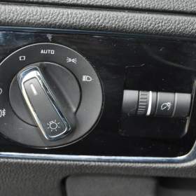 Foto inzerátu Škoda Superb II 2.0TDi 125kW KOMBI Elegance