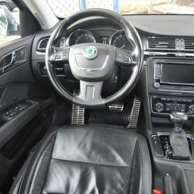 Foto inzerátu Škoda Superb II 2.0TDi 125kW KOMBI Elegance