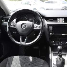 Foto inzerátu Škoda Octavia III 1.6TDi 81kW KOMBI Automat