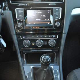 Foto inzerátu Volkswagen Golf VII 1.6TDi 77kW KOMBI 4x4